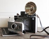 working polaroid 100 // polaroid land camera model automatic 100 with new battery