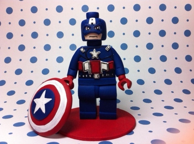 Captain America cake topper