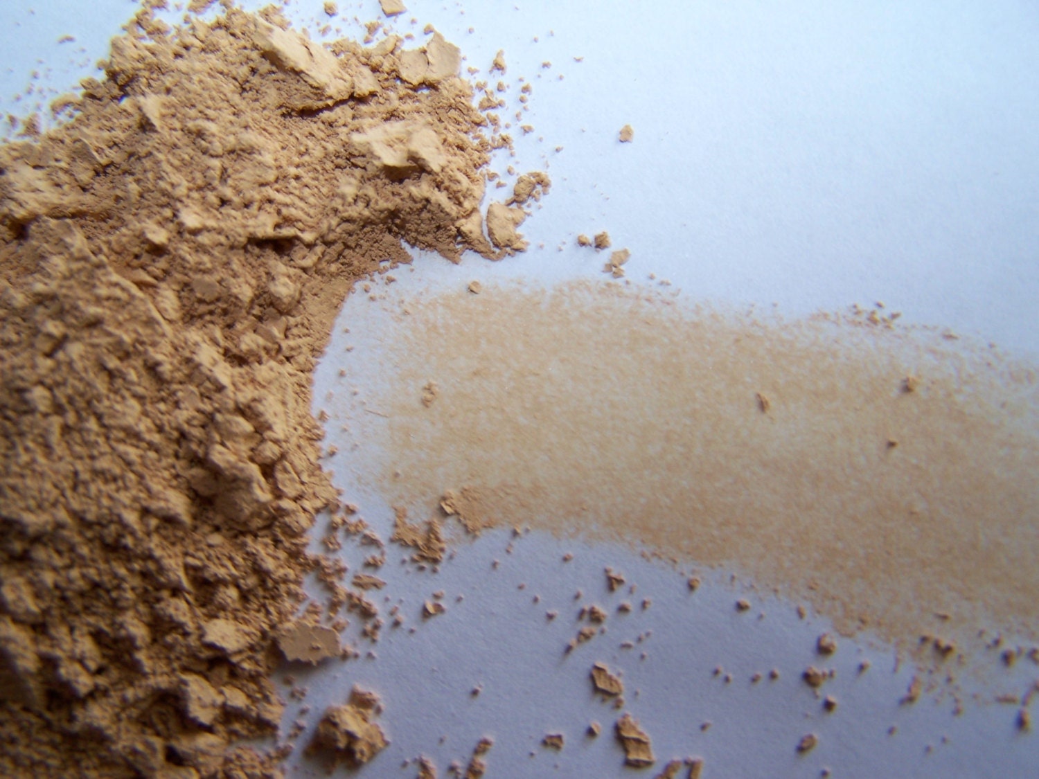 Medium Natural Beige / Mineral Foundation / Soft Matte Finish / Vegan Mineral Foundation