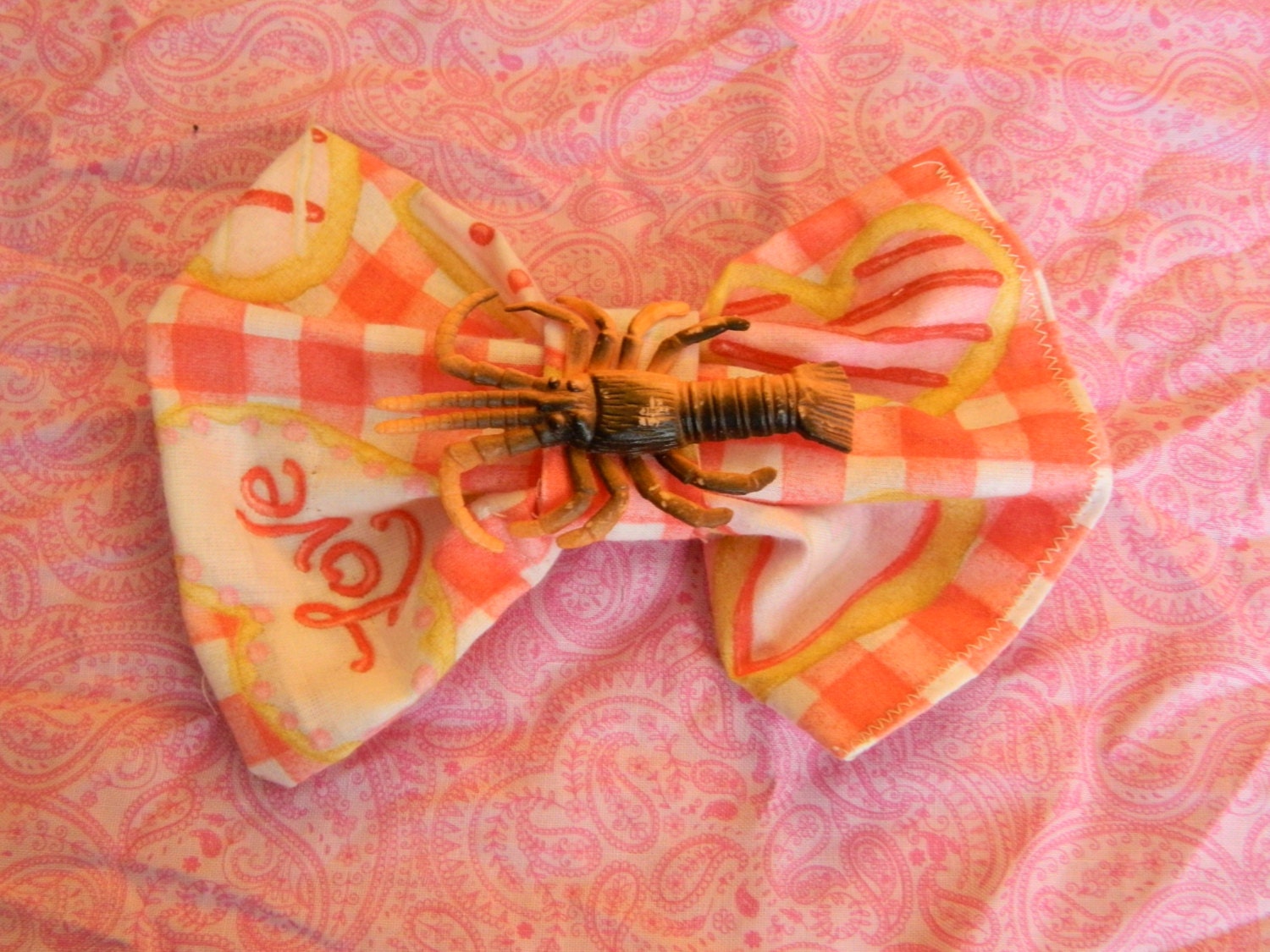 Lobster Picnic Bow