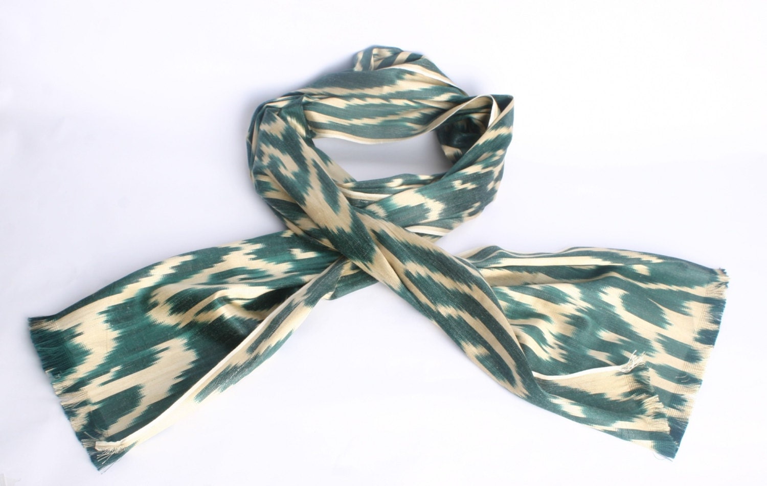 FAST SHIPMENT with FEDEX  (1-3 Days), Silk Ikat modern Scarf, Handwoven ikat silk Scarf,ikat  shawl, decorative  ikat scarf