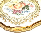 Vintage Princess Style Powder Compact Stratton Compact  Mirror English Motif Compact