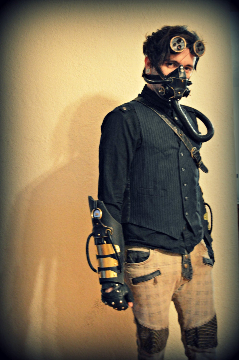 The HydroPunk Steampunk Dieselpunk Victorian engineer Mask, goggles, refillable-drinkable back pouch and gauntlets Combo
