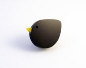 Blackbird brooch - Hand made acrylic brooch