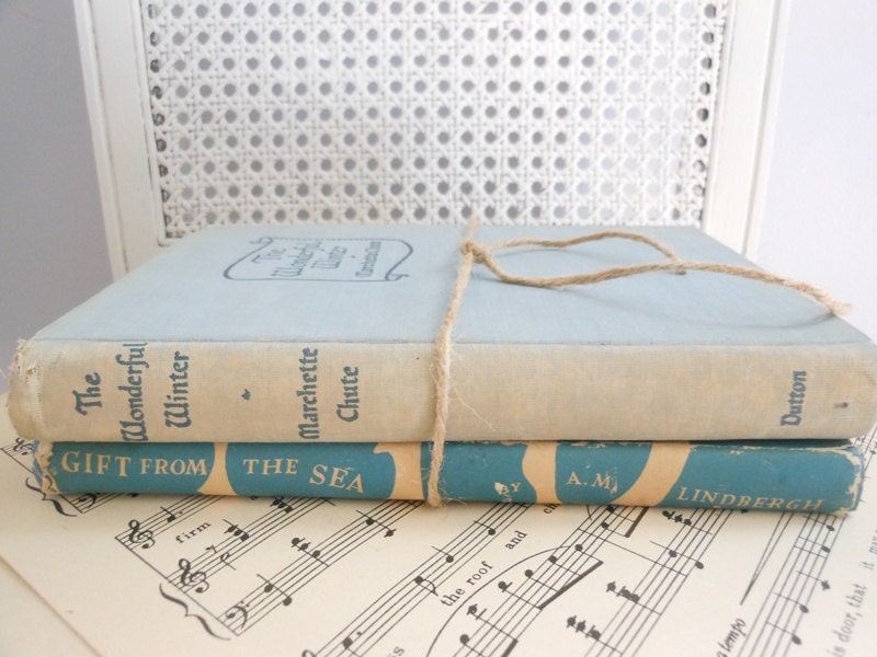 Vintage book bundle, vintage books for decor, Gift From the Sea, The Wonderful Winter