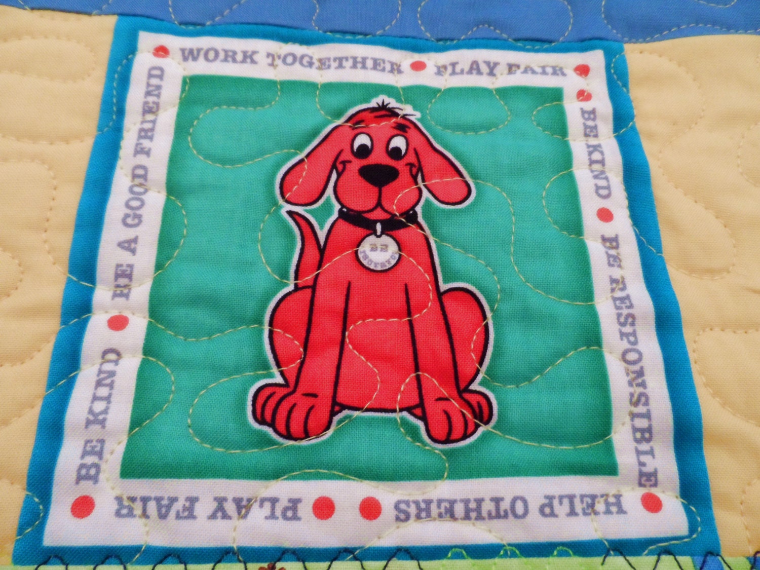Quilt Childrens Babies - Quilt Hand Made - Red Dogs Quilt - Quilted Baby throw - Quilted Lap Quilt - Quilt chair back