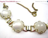 Art Deco Moonglow Cream Lucite Necklace 1940s Vintage Jewelry