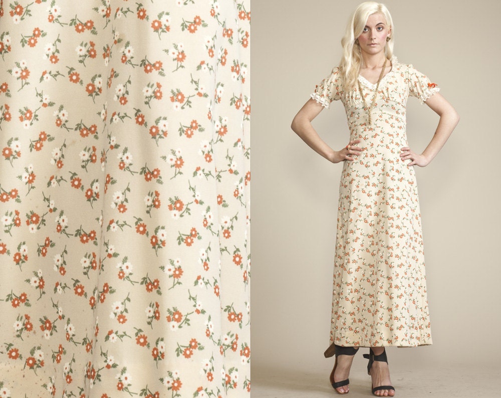 Vintage DOLLY CALICO Floral Print 70s maxi Dress // Hippie Boho