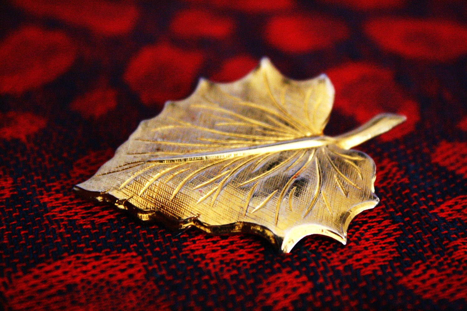 Gold Plated Dipped Leaf Pin