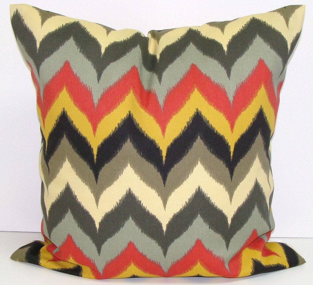OUTDOOR CHEVRON PILLOW.20x20 inch Decorator Pillow Cover.Printed Fabric Front and Back.Indoor.Outdoor.Home Decor.