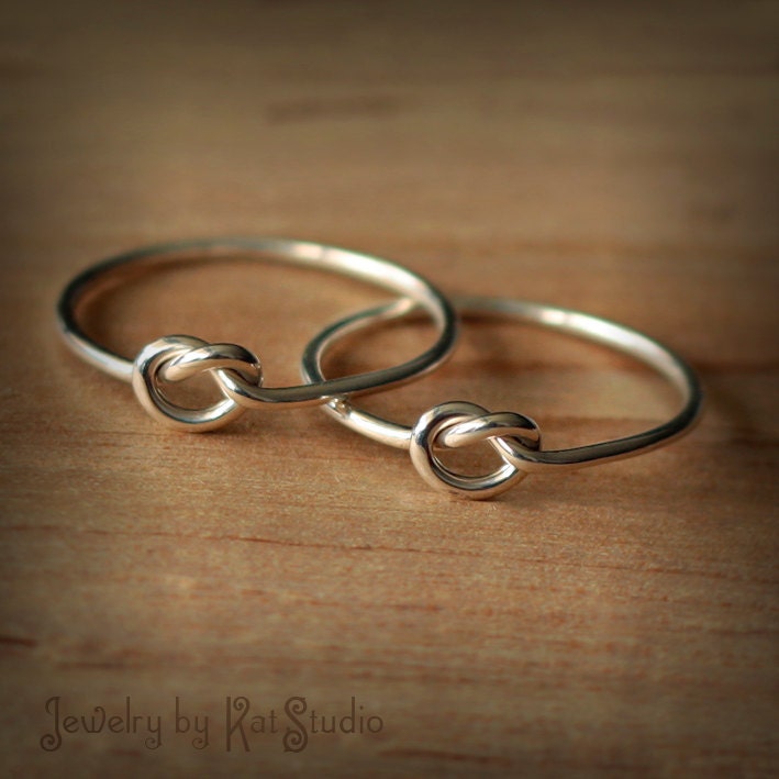 Friendship knot rings - Set of two best friends rings - sterling silver 925 - 16 gauge - gift packaging