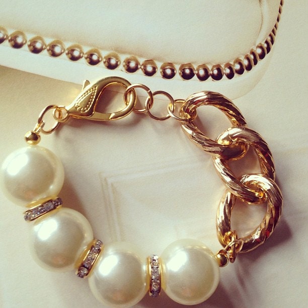 Coco: Chunky Pearl and crystal Bracelet.