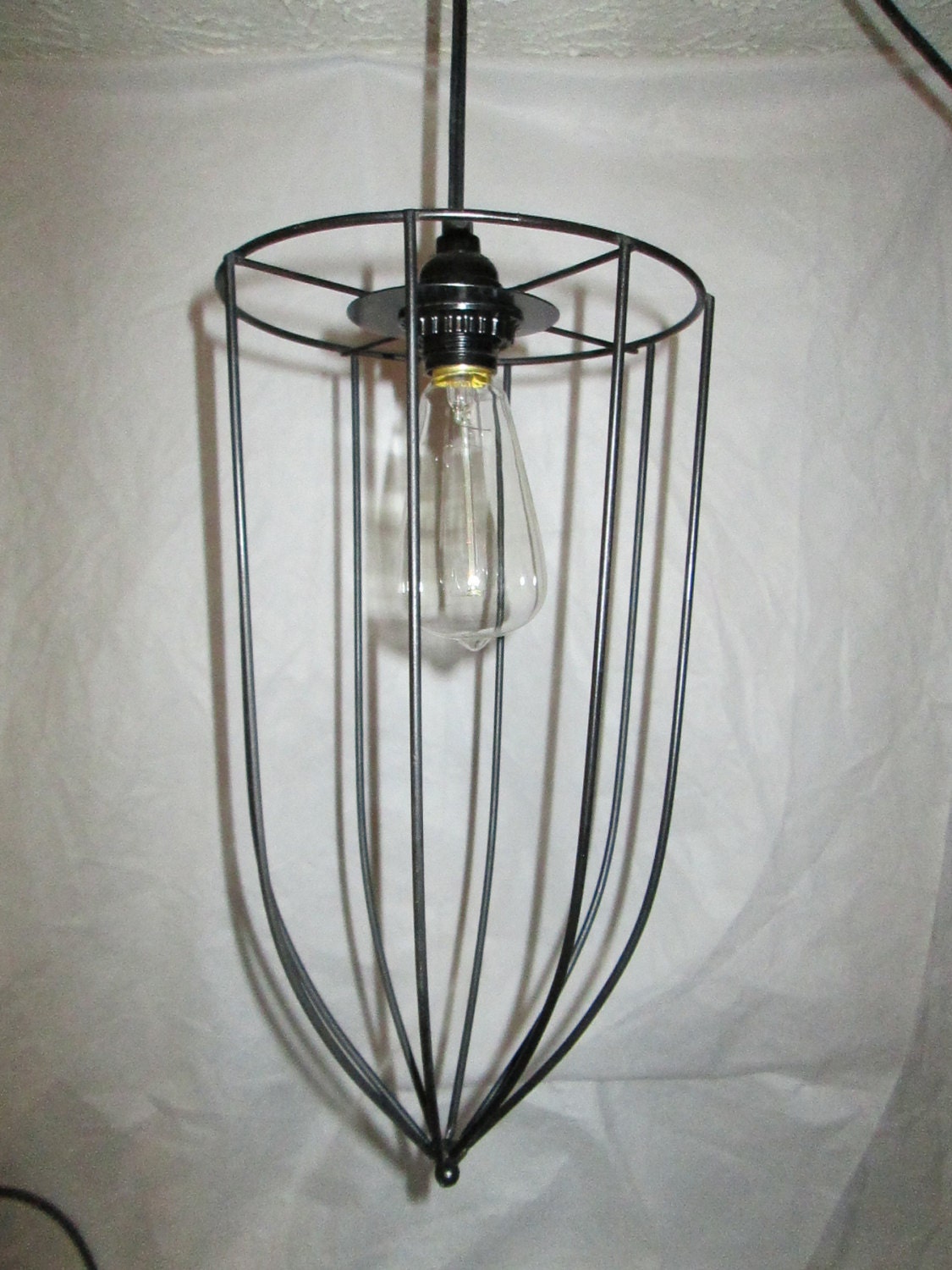 Minimalist, Industrial, loft light, re-purposed lighting, metal, edsion, industrial light, modern lighting