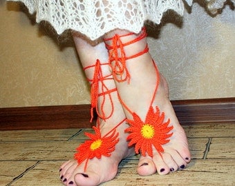 Decorating for the feet. Barefoot sandals. Crochet. Chamomile. Anklet. For the home, the beach, yoga, summer.