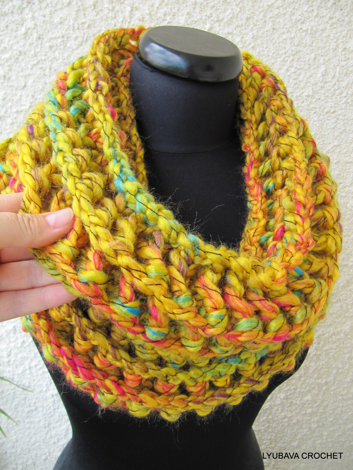 Mustard Cowl Crochet Pattern, Unique Chunky Crochet Cowl Scarf Pattern, Fast & Easy Crochet Cowl Tutorial PDF, Lyubava Pattern number 69