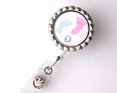 Unisex Baby Feet - Bottle Cap Badge Reel - NICU Badge Holder - Retractable Badge Clips - L&D RN ID Holder - Gift Under 10 - BadgeBlooms