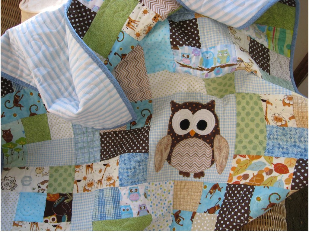 Handmade scrappy owl blue quilt, owl nursery decor, boys crib bedding, Modern baby quilt