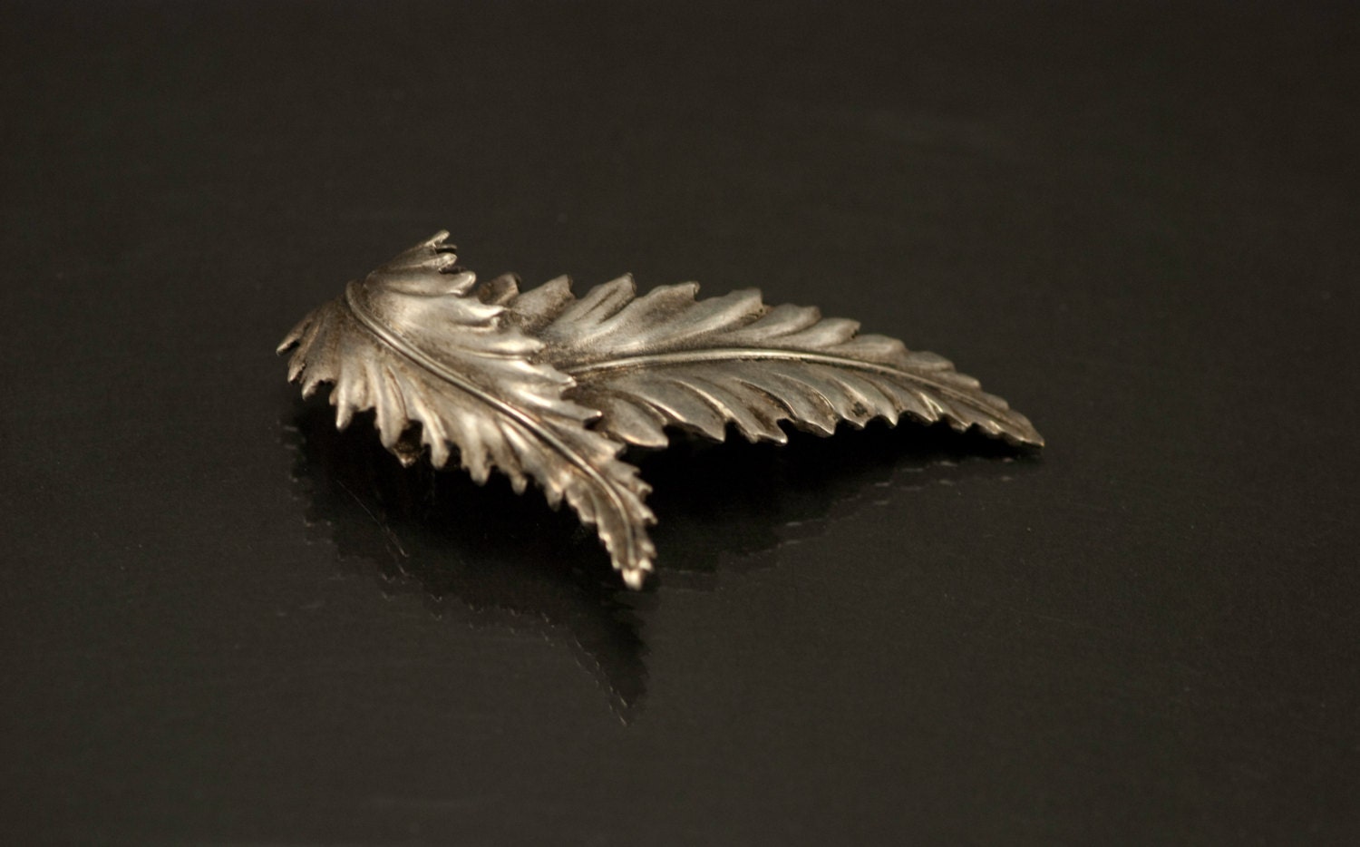 Vintage Art Nouveau AF Paris France Leaf Motif Dress Brooch Clip