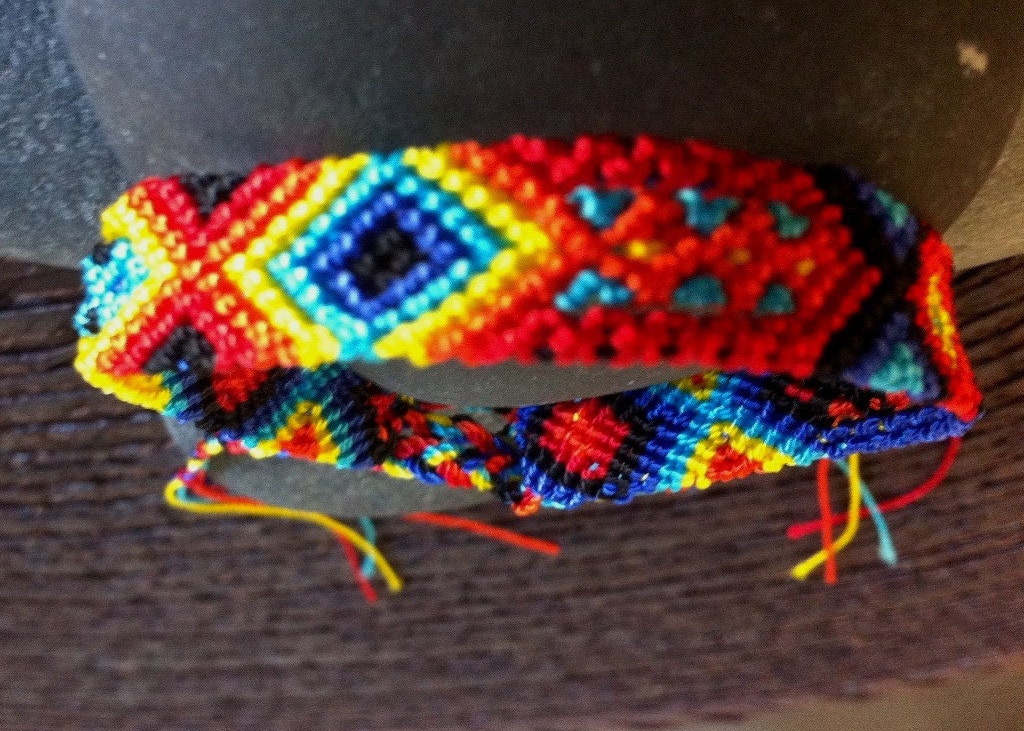 Rainbow Friendship Bracelet-12 String (009s)