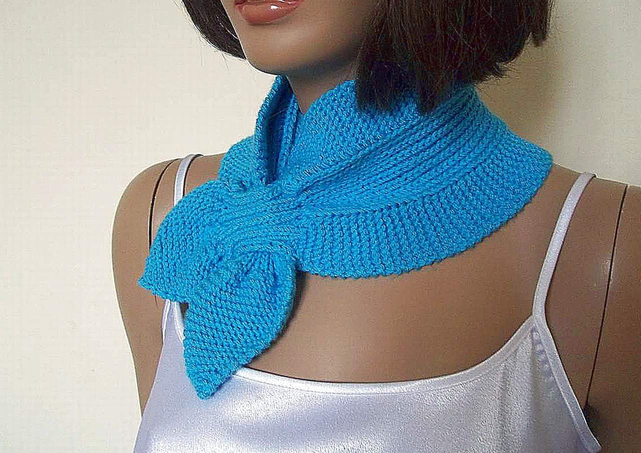 Knitting neckwarmer, cowl, scarflette, headband, in blue Winter 2013