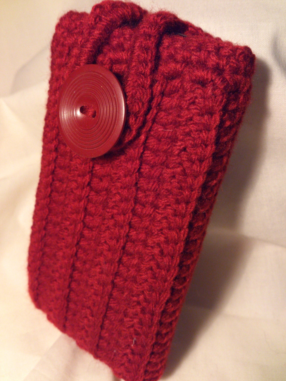Dark red crochet phone case