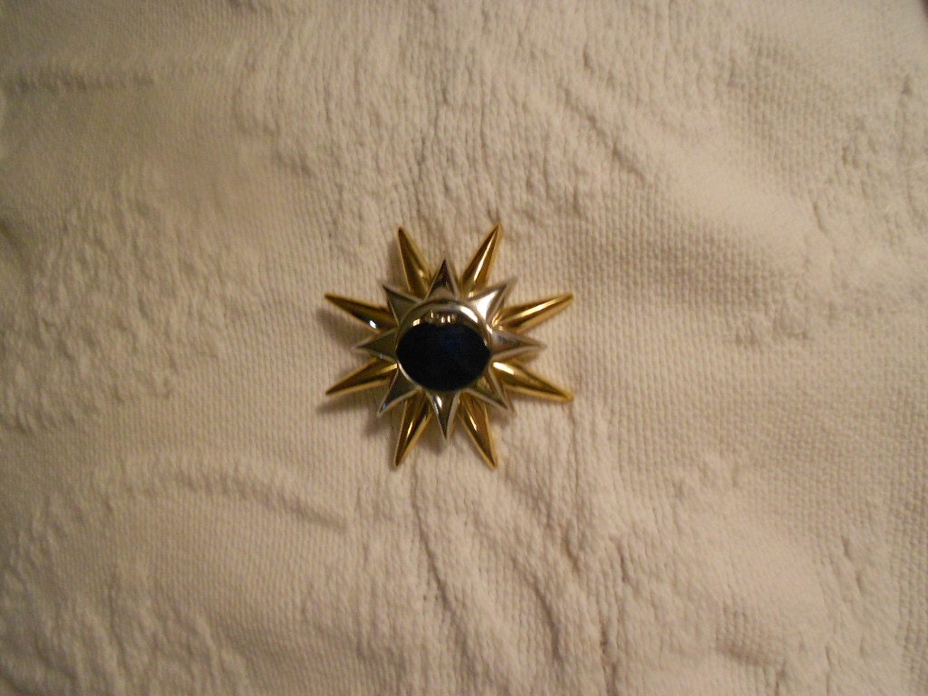 Vintage Liz Claiborne LC Sun Moon two tone pin brooch celestial pin enamel vintage
