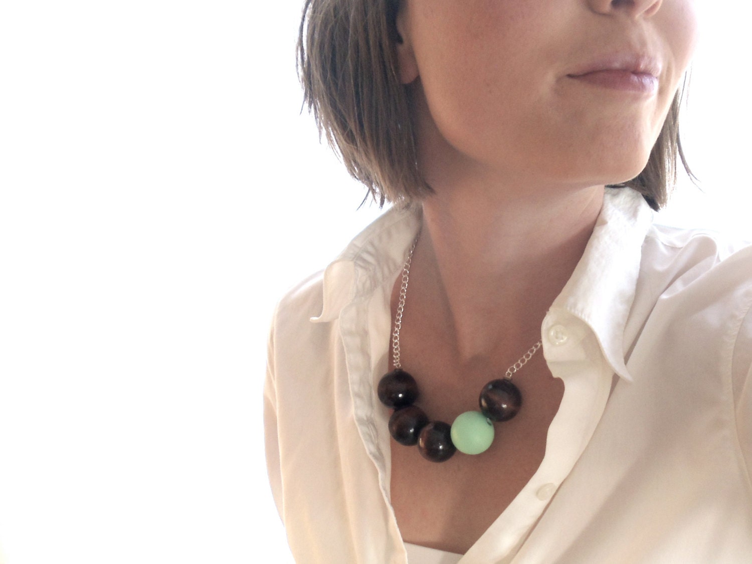 big bead necklace // wood bead jewelry // mint chocolate