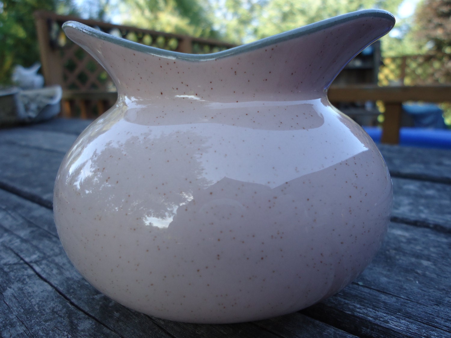 Retro Mini Pink Vase