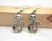 Antique Silver Cat dangle Earrings-Whimsical Cat earrings-Animal jewelry