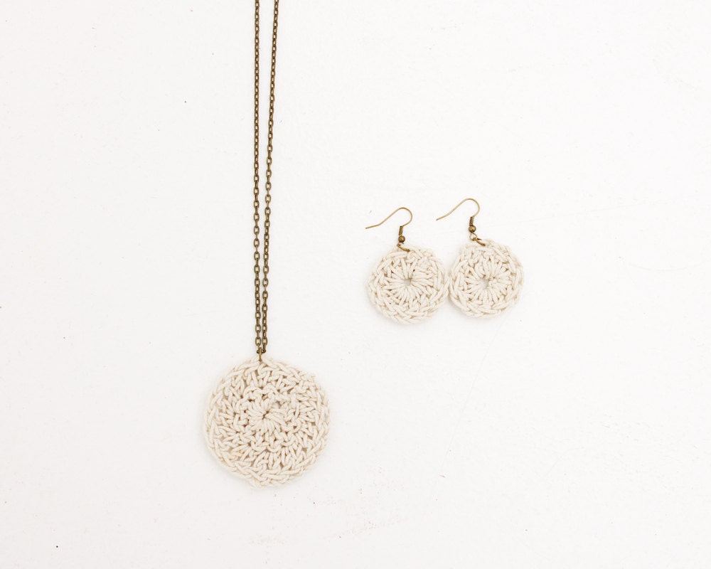 Crocheted pendant necklace with antique bronze chain and matching crochet earrings with antique bronze findings