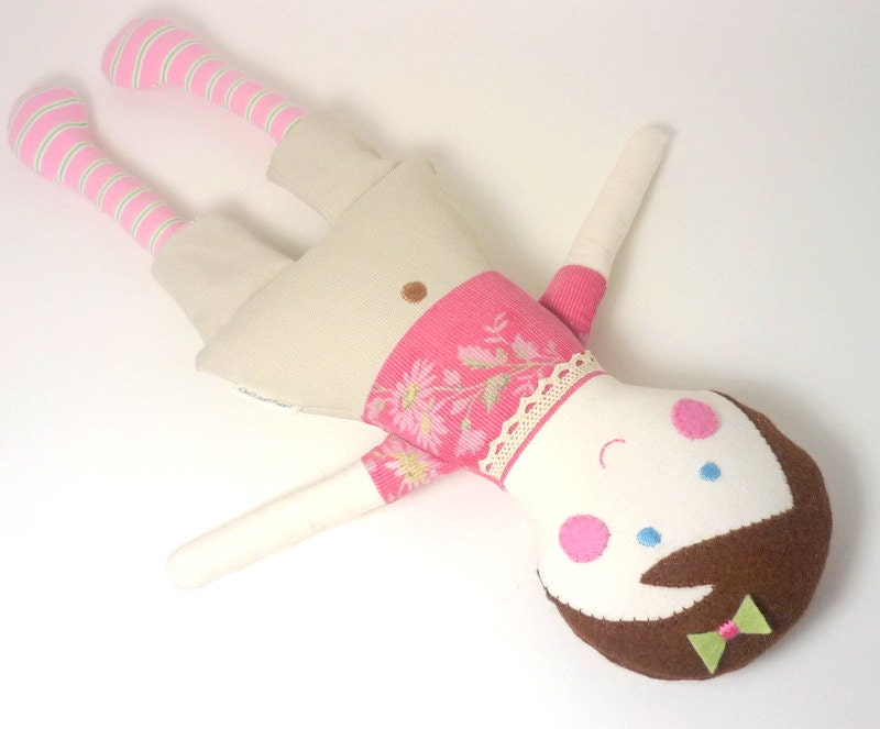 fabric rag doll , girl toy , short hair doll , doll with short pants , waldorf toy , brown felt hair , eco toy