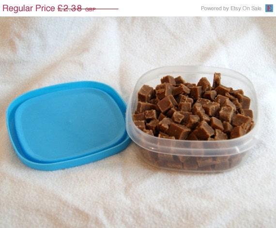 ON SALE SweetThings' Cooks Ingredients Chocolate Fudge Chunks 100g Tub