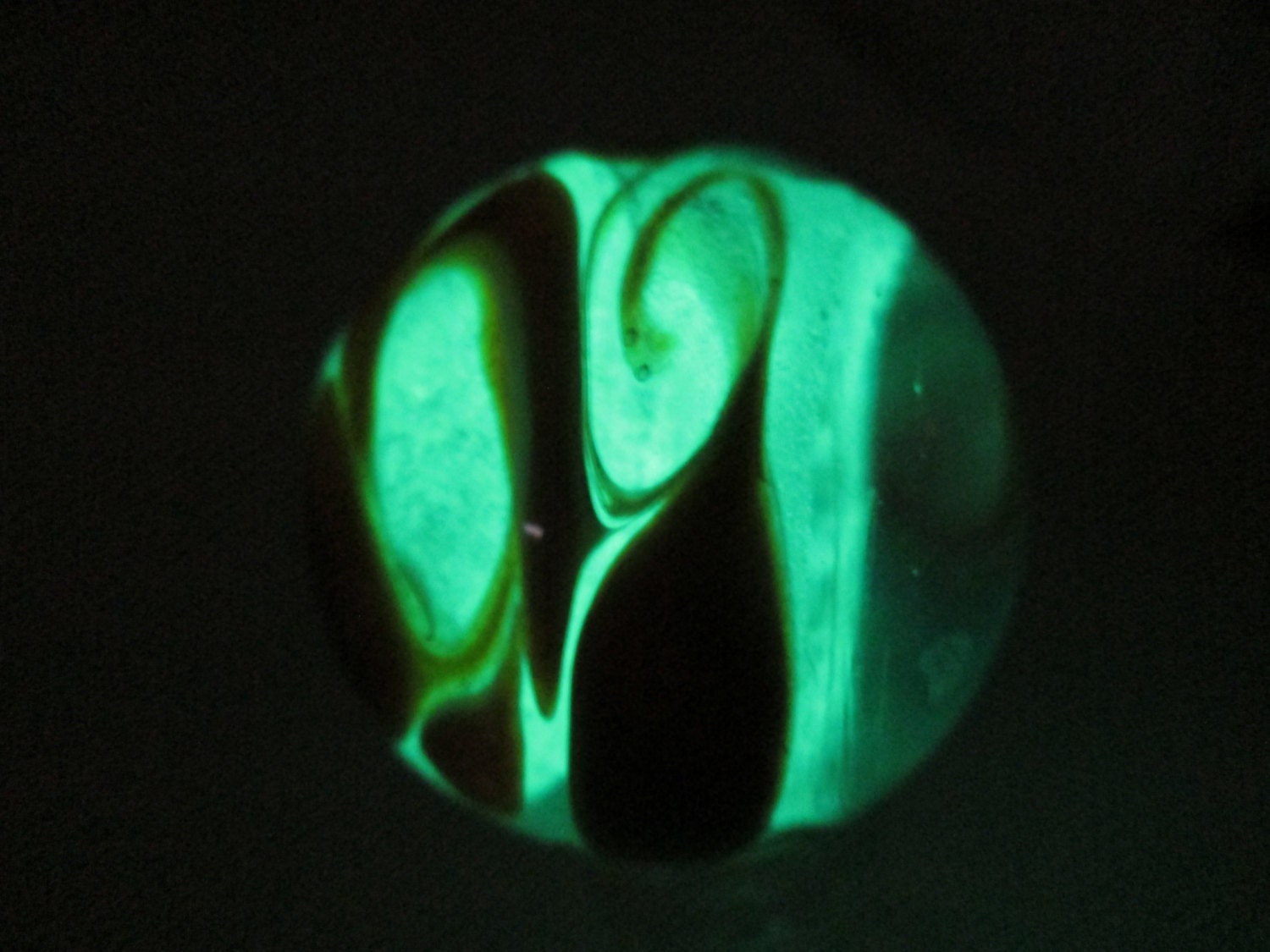 Glow In The Dark Art Glass Marble - Aliens