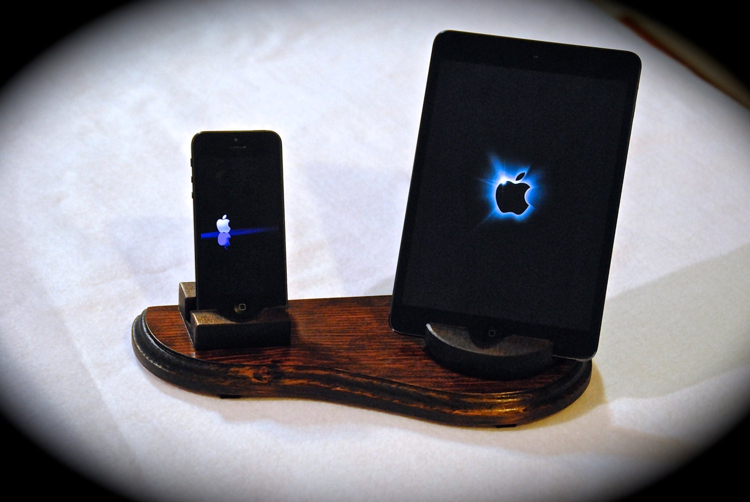 The dark "Dual Dock" wooden docking station for iPhone, iPod, iPad, iPad mini, Galaxy, Nexus, Note, Kindle Fire, Nook tablets and phablets