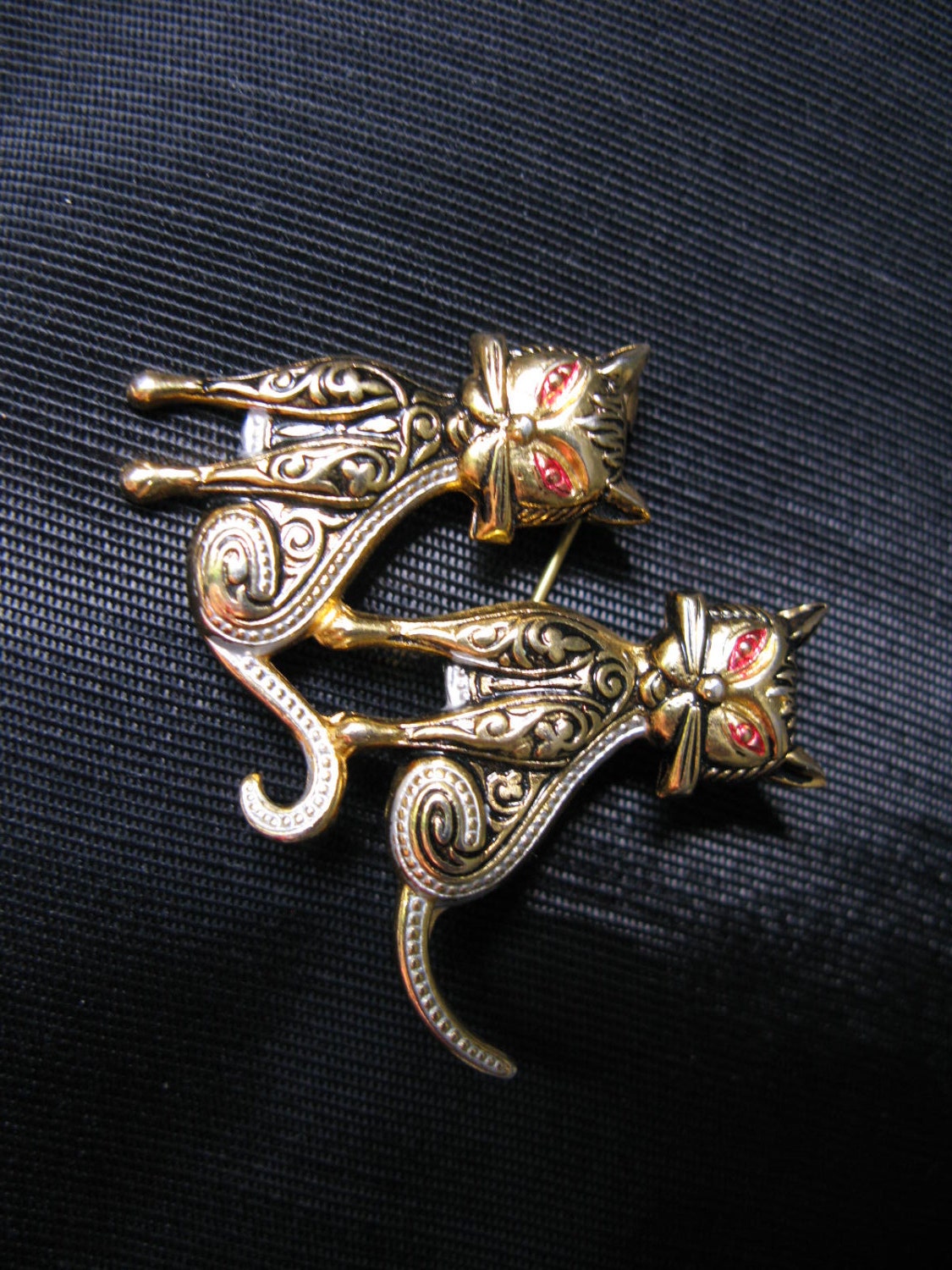 Damascene Cat Brooches, Damascene pins, Vintage Spain Pin RARE