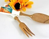 Vintage Worlds Fair New York Salad Tongs Home Decor Collectible Kitchen Utensils