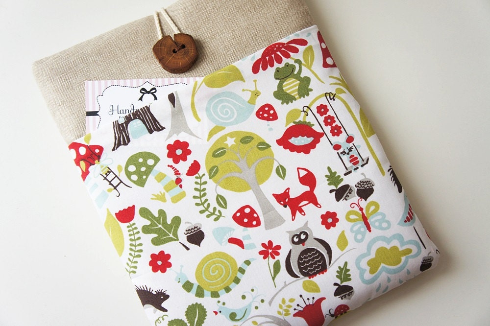 100% Premuim Organic Cotton - Kindle Fire HD 8.9'' - iPad Case iPad Sleeve - Unique Handmade Wood Button On Top