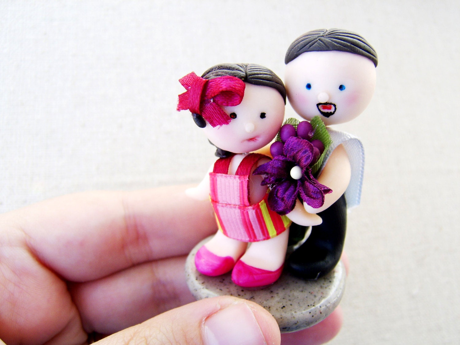 Custom Miniature Couple Picture Holder - Super cute miniature version of you and your love - Valentine's Day