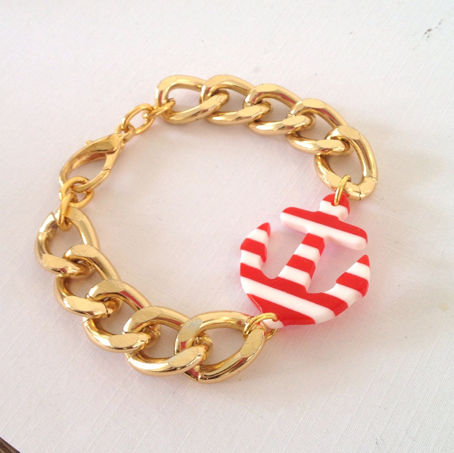 ANCHORS AWAY: Gold Chain Link Bracelet with Nautical Anchor
