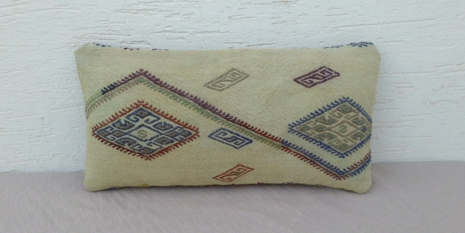 Organic  Home Decor White Blue Green Red Turkish Kilim Pillow Cover,Decorative Throw Pillows,Bolster Kilim Pillow Cover,Lumbar Pillow.