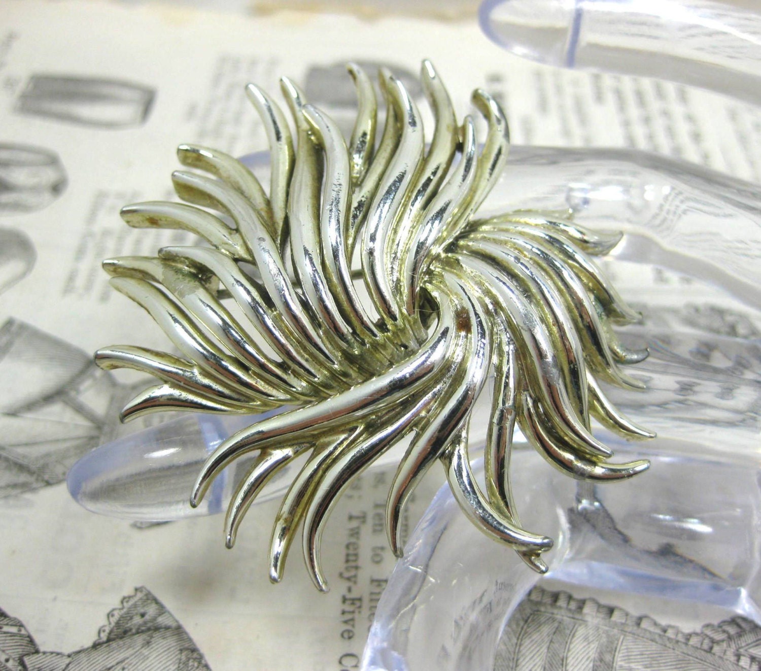 1940s Large Gold Flower Brooch, Signed Marboux by Marcel Boucher, Great Collectible Vintage Pin