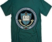 Cthulhu Lovecraft Miskatonic University (on green) MENS Tshirt