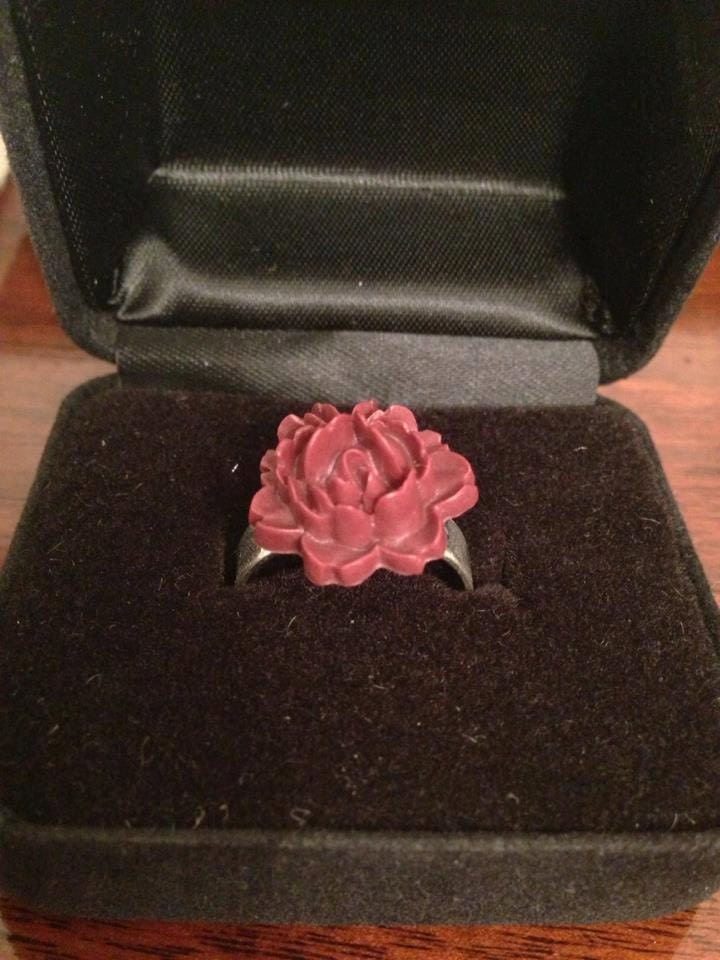 Maroon Resin Flower Ring