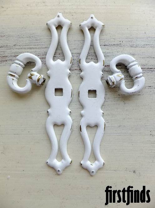4 AVAIL Shabby Chic White Ring Knobs Vintage Distressed Hardware Pulls Back Plates Kitchen Cabinet Pull Cupboards Handles