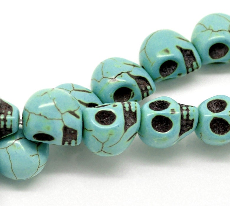 30 - One Strand Turquoise Skull Loose Beads 12x10mm - One 38cm Strand - Day of the Dead, Sugar Skull, Halloween, Goth