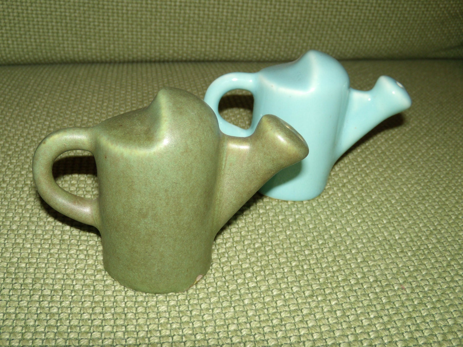 Watering Cans Ceramic Salt & Pepper Shakers - 1940's Shabby Garden Charmers - SUPER CUTE