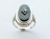 Beautiful Art Deco Onyx and Diamond Filigree White Gold Ring 14K