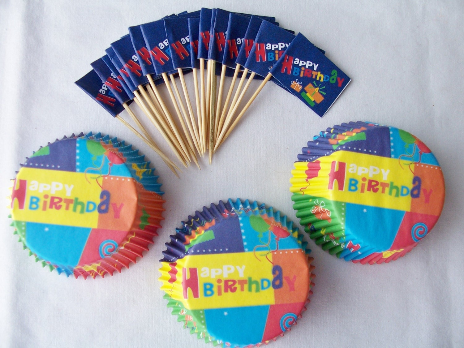 24 Birthday party cupcake cups - cupcake liners - Happy Birthday cupcake cups - baking supplies - cupcakes