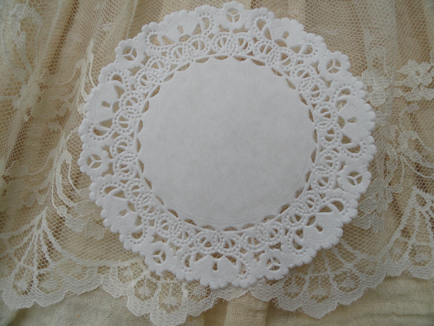 Normandy 5 inch French Lace Design Paper Doilies Set of 25