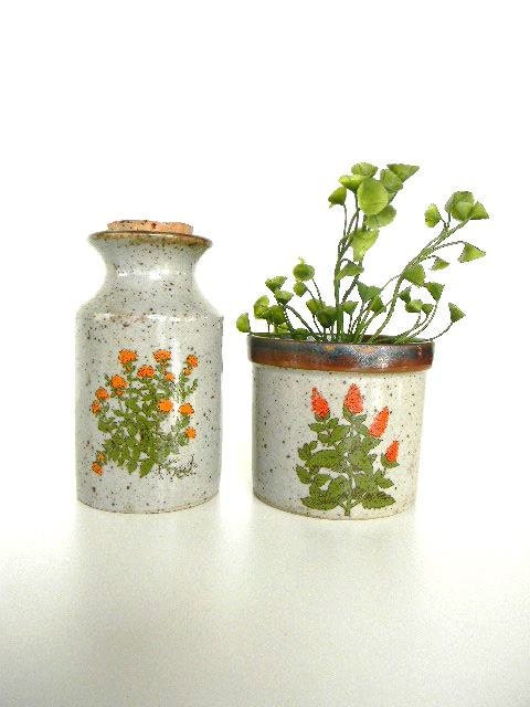 vintage retro planter spice jar pottery set